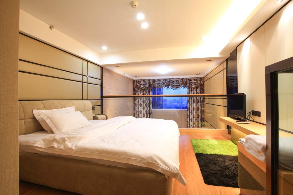 Lunkai International Hotel Guangzhou Room photo
